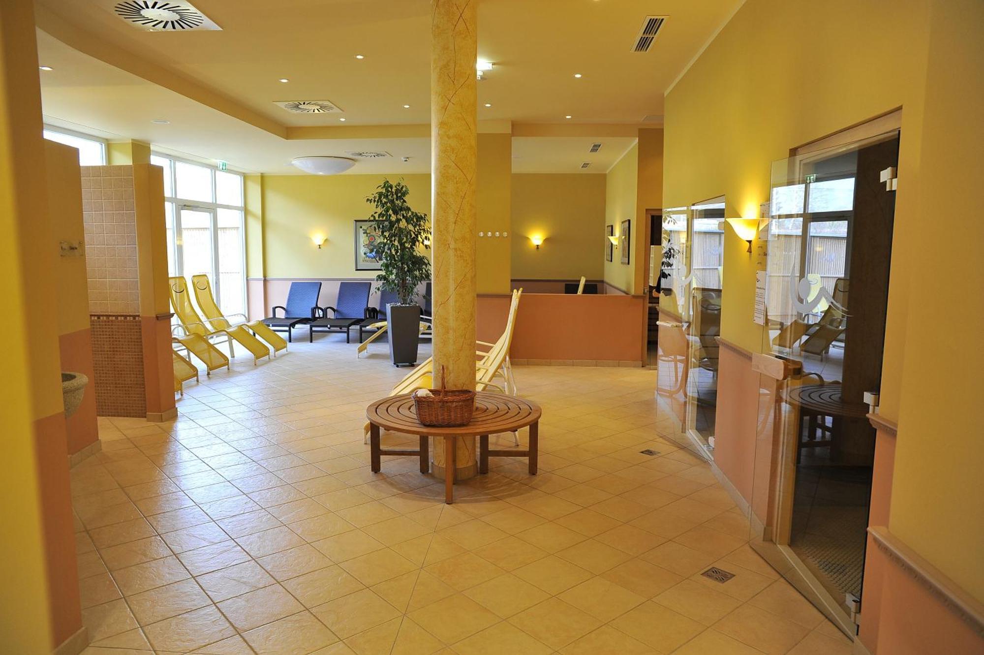 Gesundheitsresort Bad St. Leonhard Bad Sankt Leonhard im Lavanttal Exterior foto